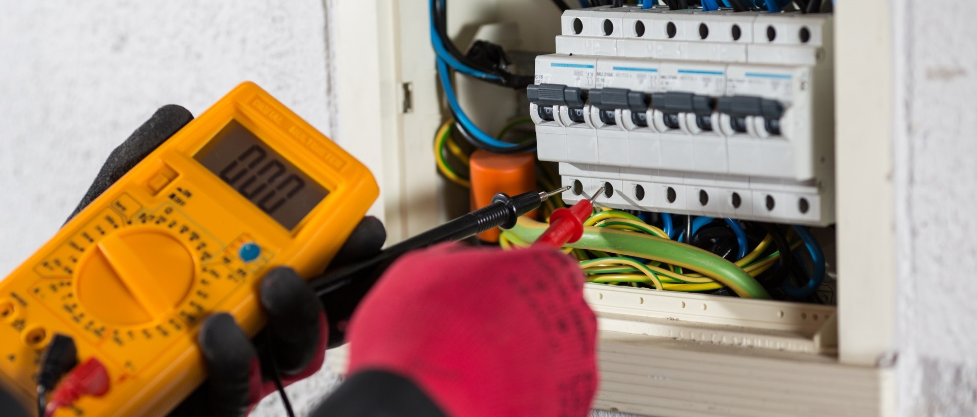 Electricians SM6